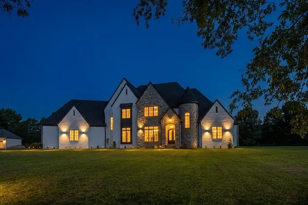 $1,575,000 | 9926 Garden Wind Cove, Collierville, TN 38017