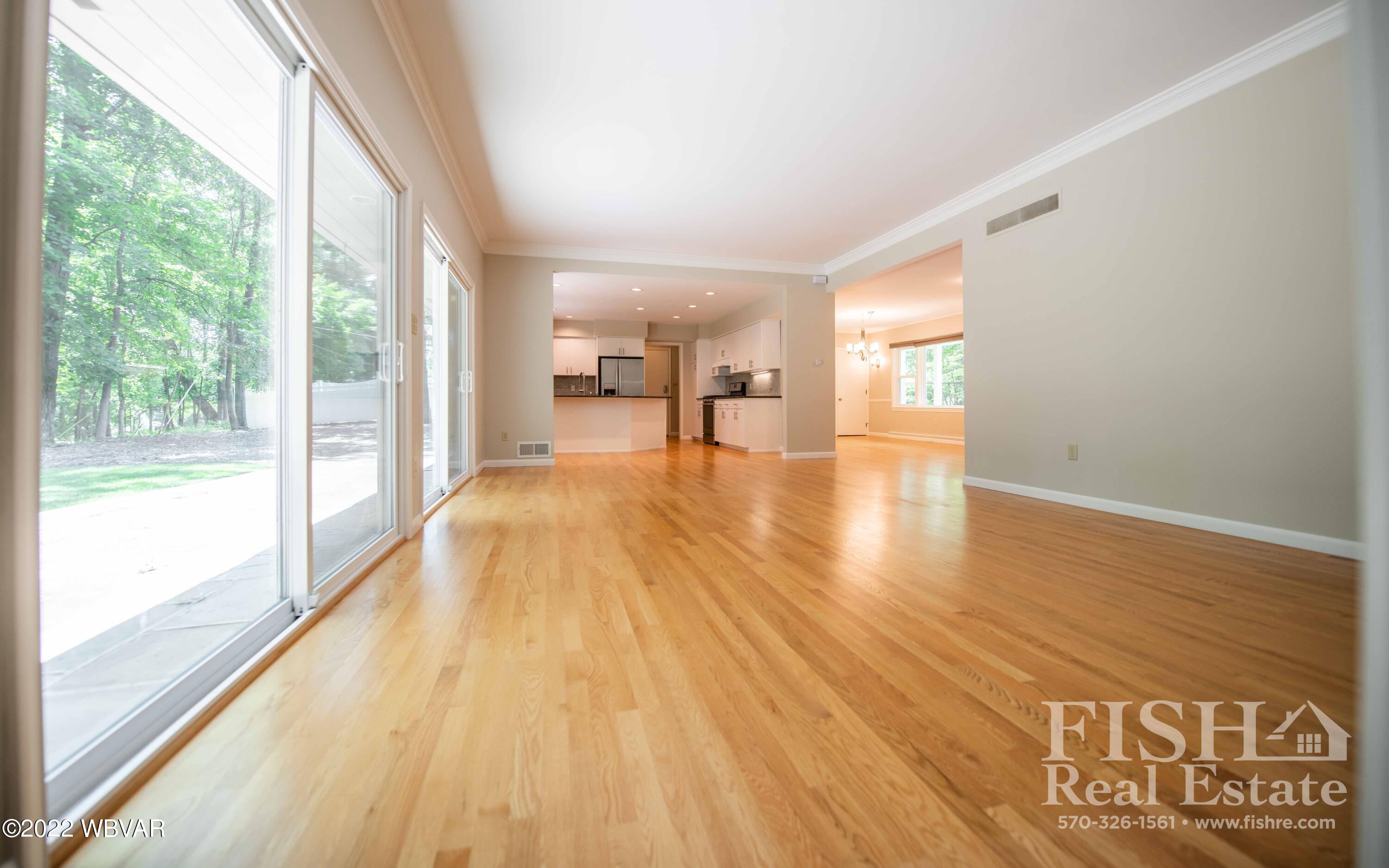 1653 Graham Road Williamsport, PA 17701 - Photo 10 of 27 Gallery Image 10
