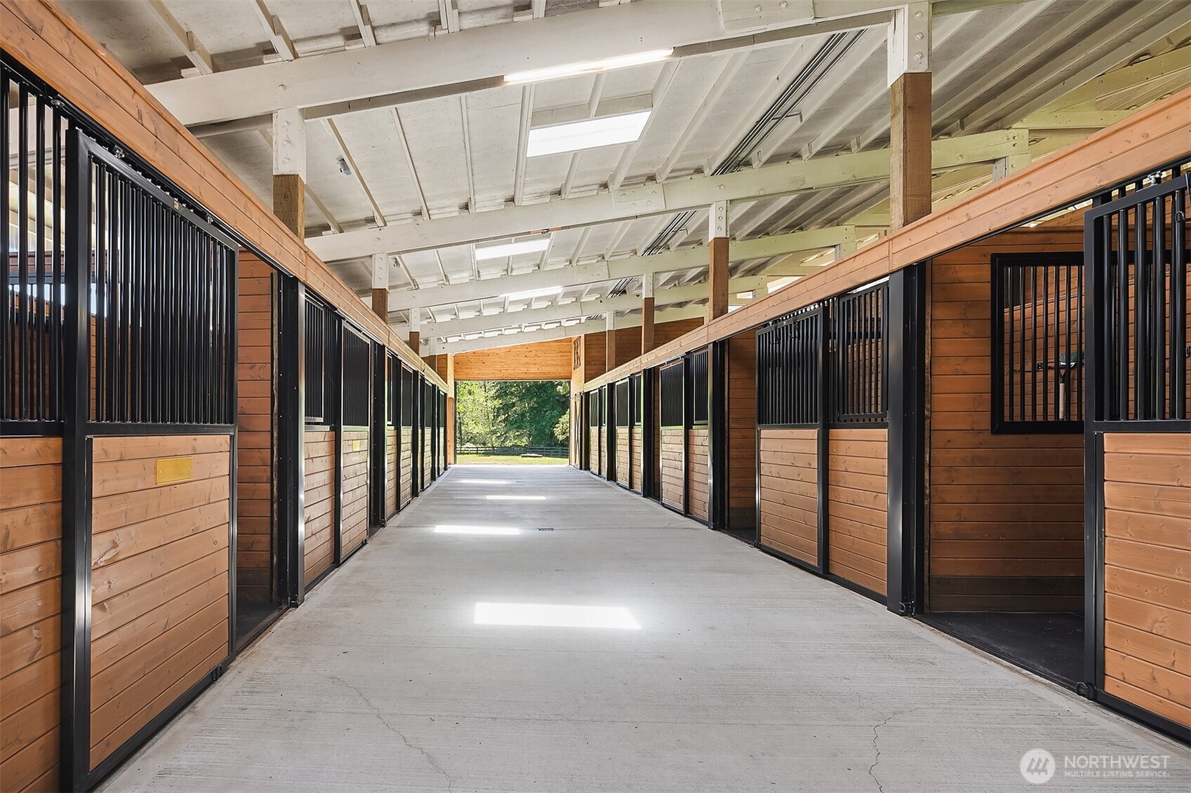 31405 Redmond-Fall City Road Southeast Fall City, WA 98024 - Photo 16 of 32 a view of entryway