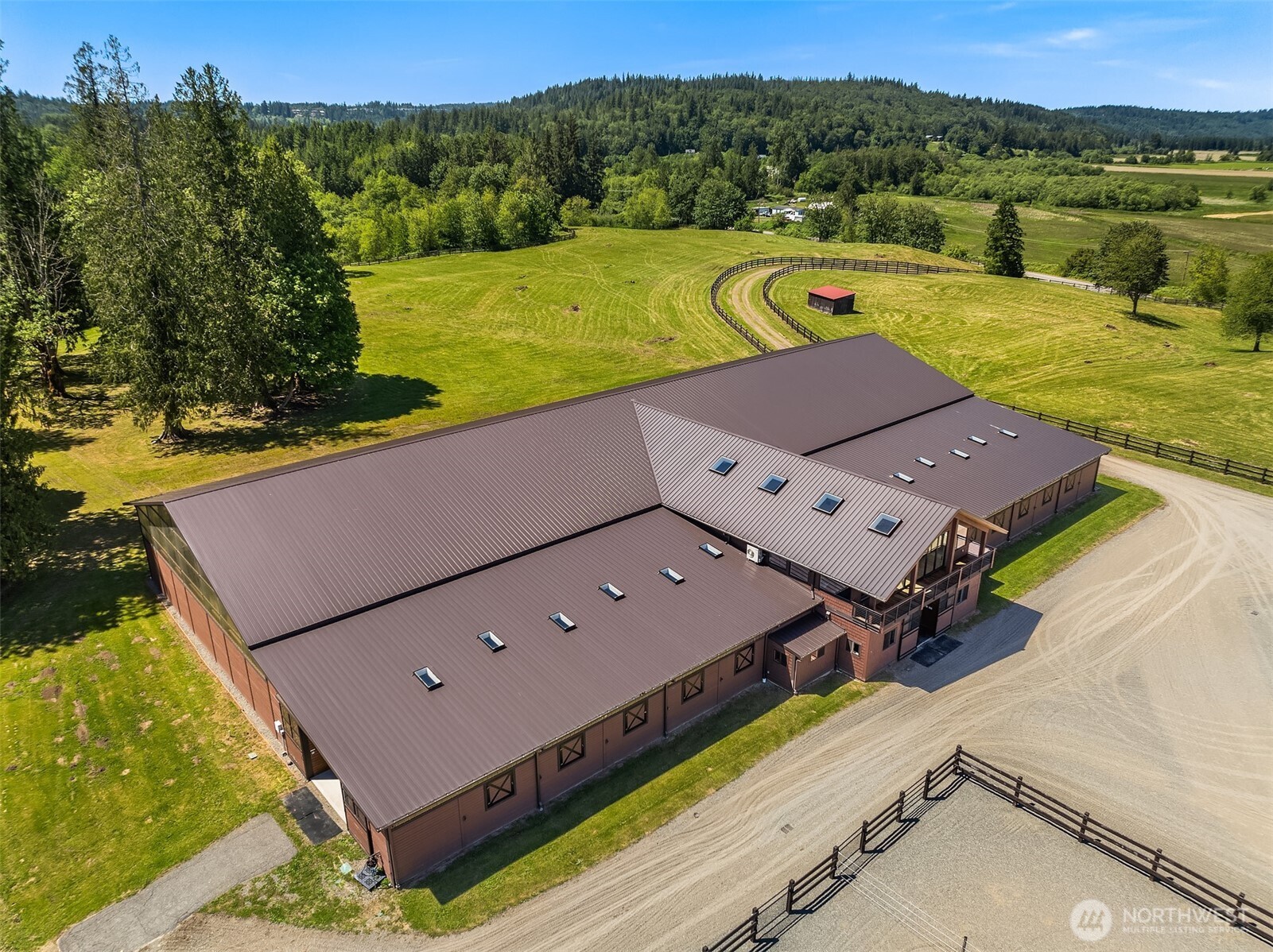 31405 Redmond-Fall City Road Southeast Fall City, WA 98024 - Photo 22 of 32 a view of a tennis court