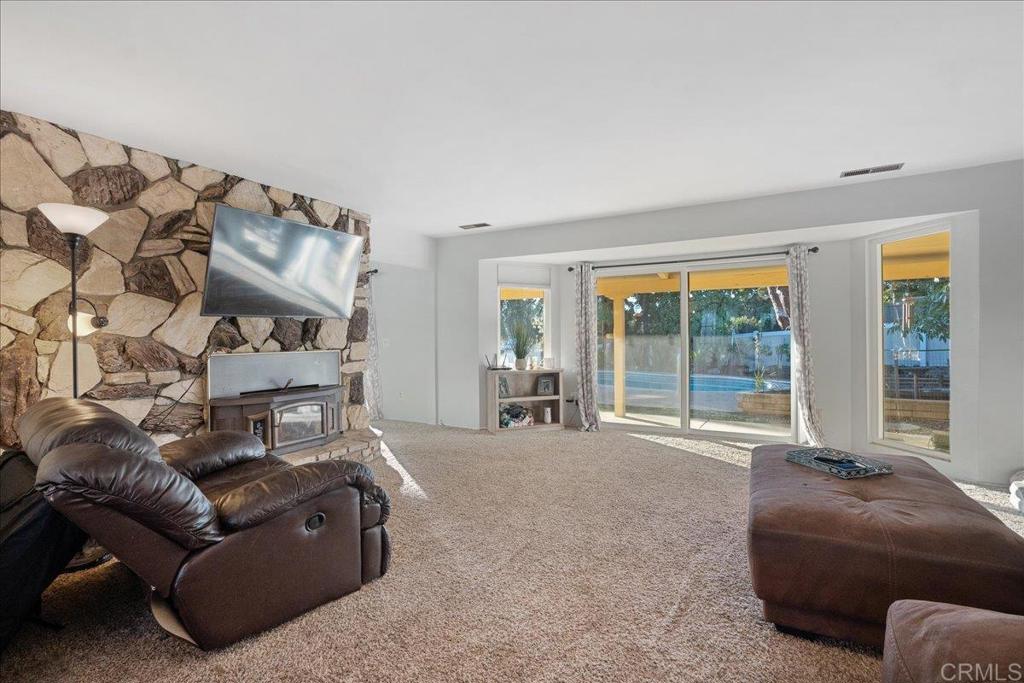 2894 Scenic View Road Alpine, CA 91901 - Photo 3 of 23