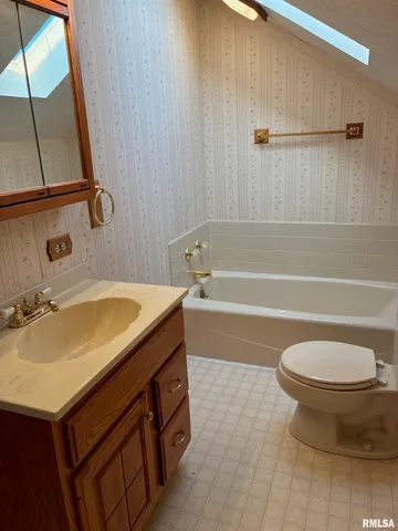 $123,711 | 1400 North 12th Street, Quincy, IL 62301