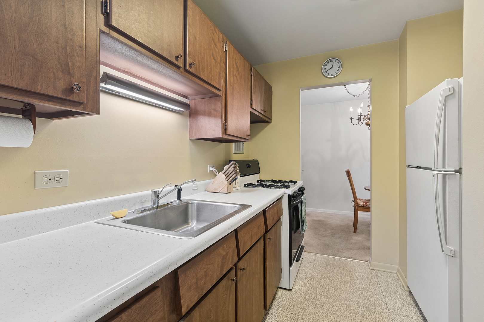 9840 South Pulaski Road, Unit 106 Oak Lawn, IL 60453 - Photo 10 of 31