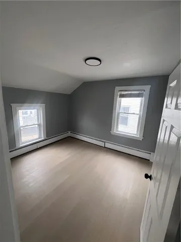 $2,800 | 175 Child Street, Warren, RI 02885