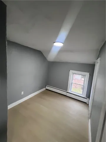 $2,800 | 175 Child Street, Warren, RI 02885