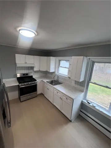 $2,800 | 175 Child Street, Warren, RI 02885