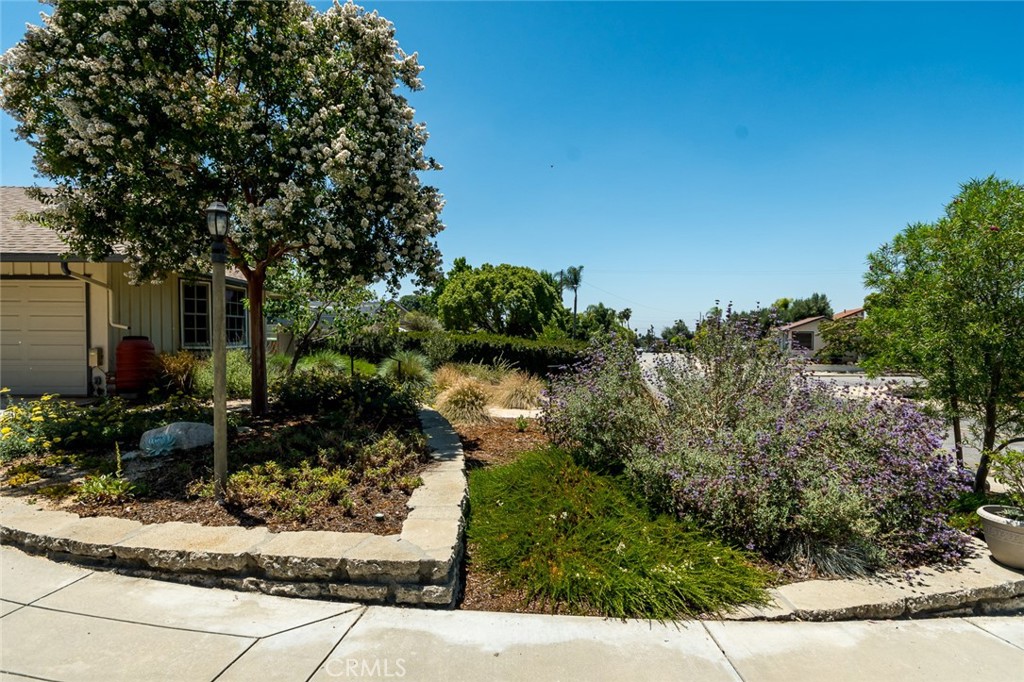2220 Silver Tree Road Claremont, CA 91711 - Photo 58 of 74