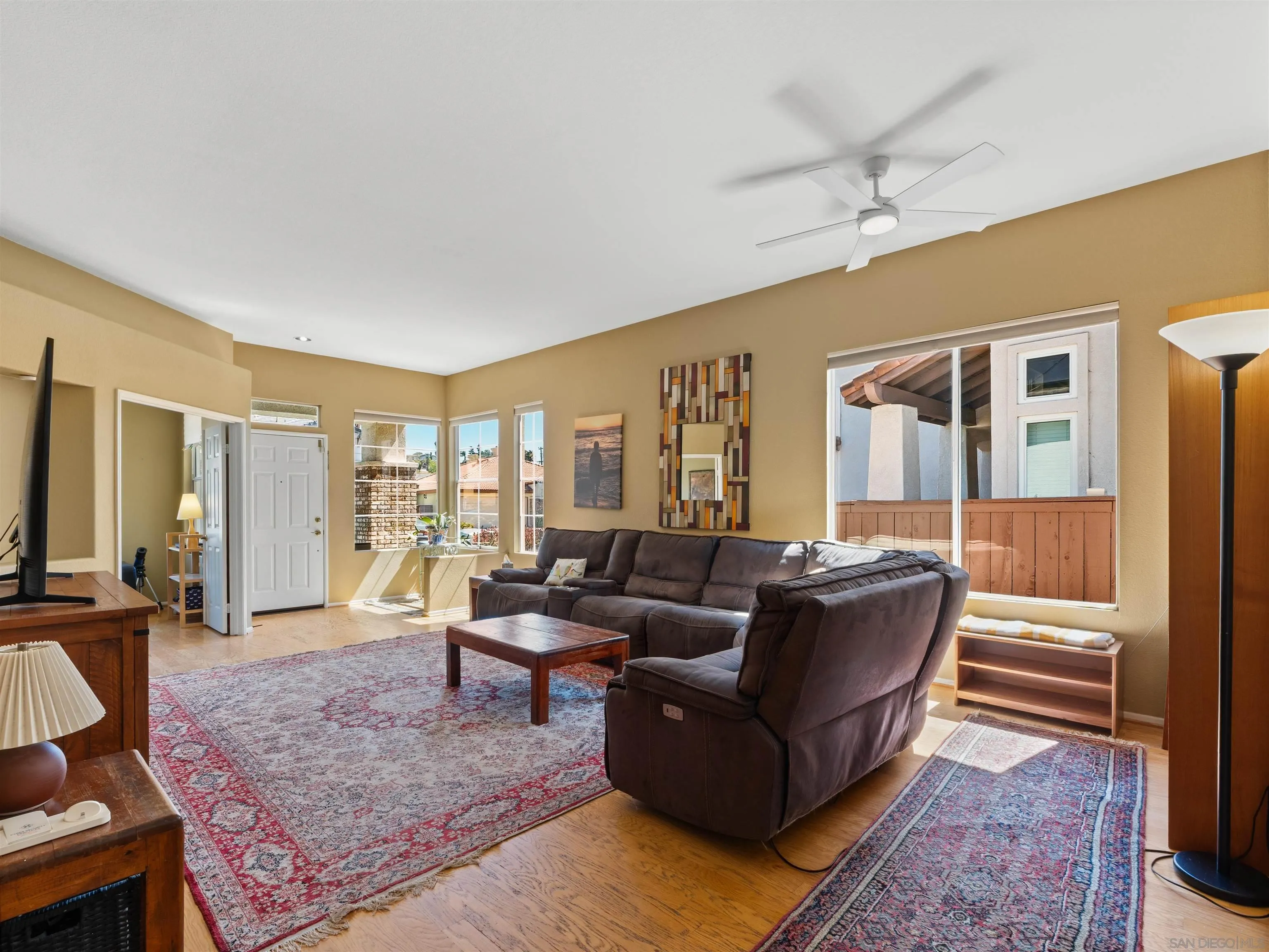 12420 Whispering Tree Lane Poway, CA 92064 - Photo 7 of 35