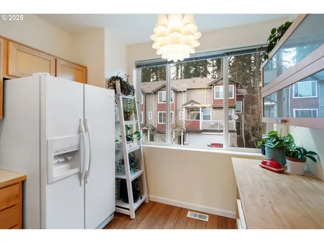 $335,000 | 15465 Southwest Sparrow Loop, Unit 102, Beaverton, OR 97007