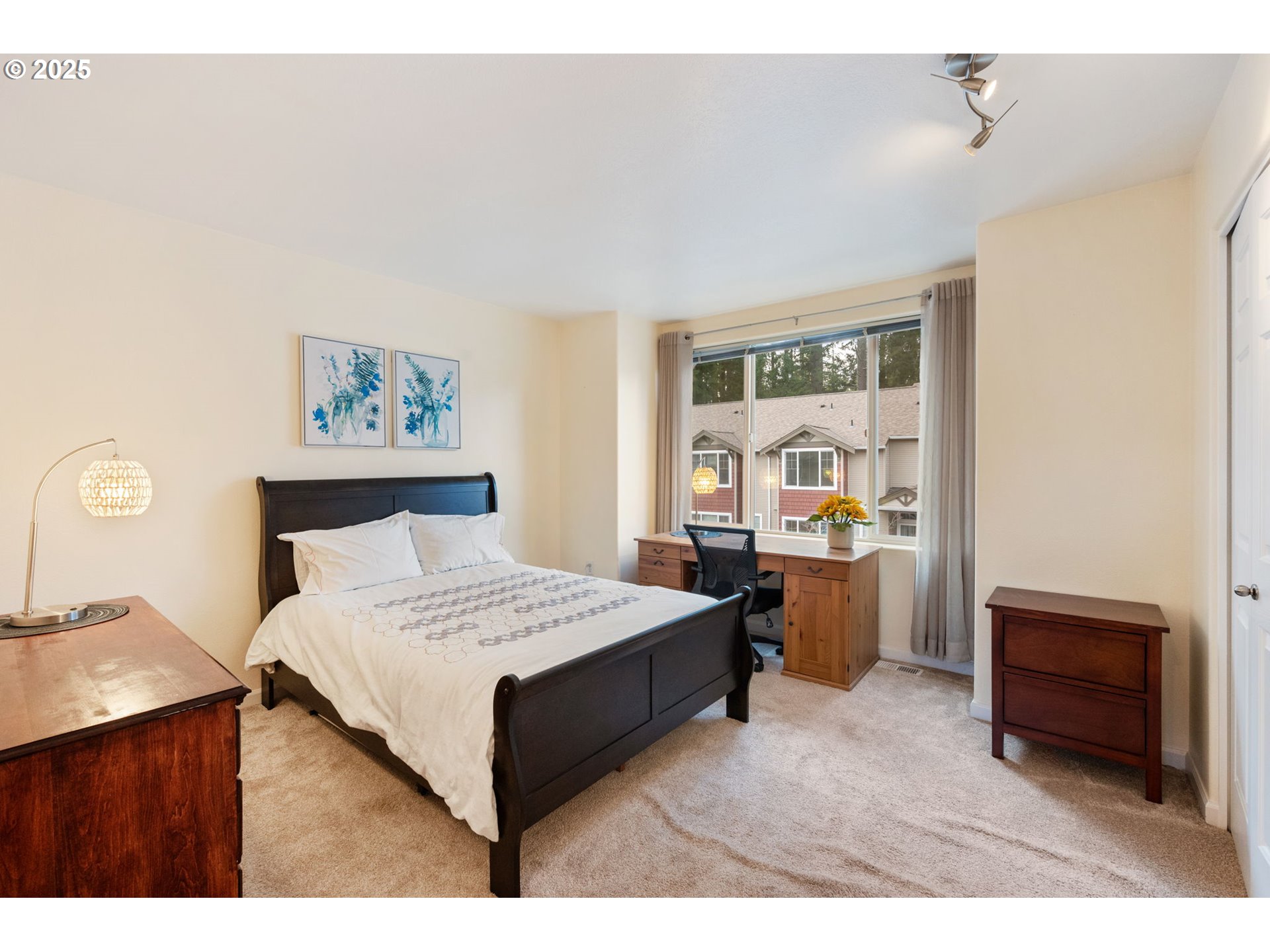 15465 Southwest Sparrow Loop, Unit 102 Beaverton, OR 97007 - Photo 20 of 44