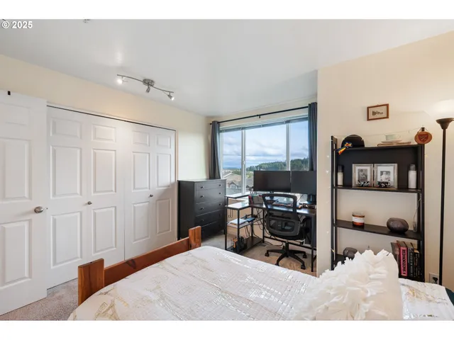 $335,000 | 15465 Southwest Sparrow Loop, Unit 102, Beaverton, OR 97007