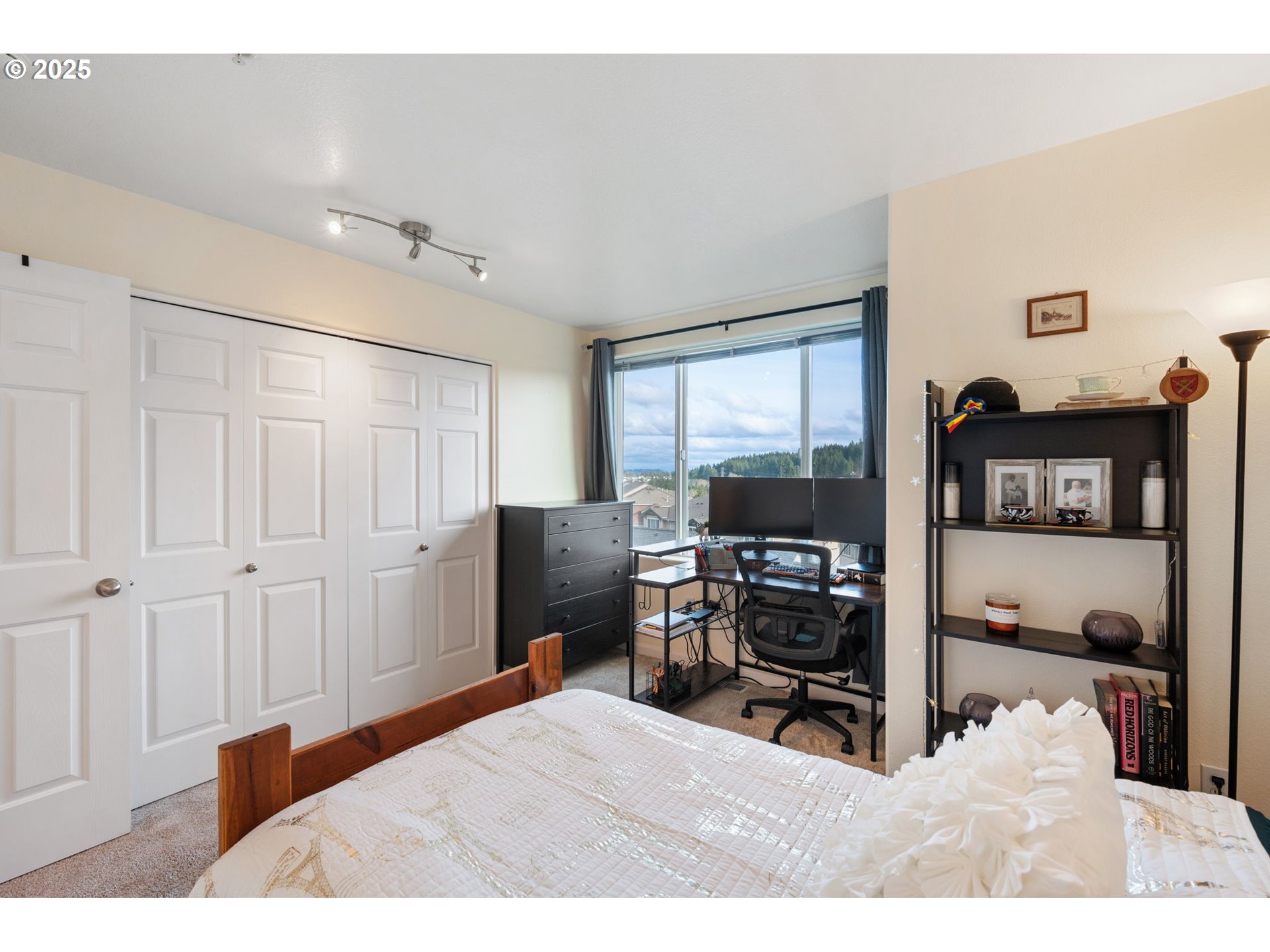 15465 Southwest Sparrow Loop, Unit 102 Beaverton, OR 97007 - Photo 23 of 44