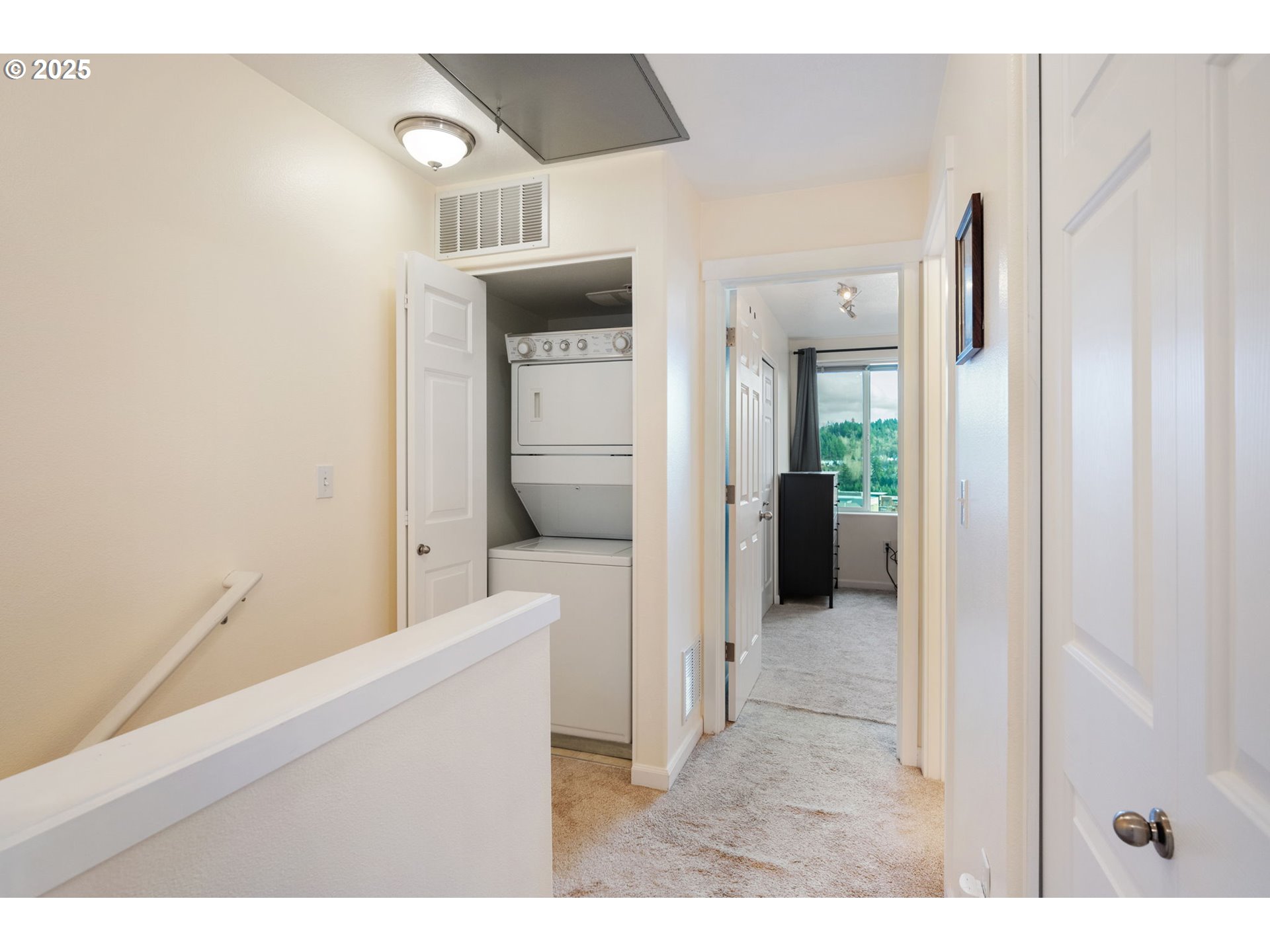 15465 Southwest Sparrow Loop, Unit 102 Beaverton, OR 97007 - Photo 24 of 44