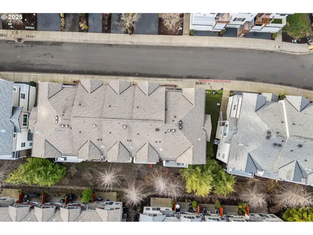 $335,000 | 15465 Southwest Sparrow Loop, Unit 102, Beaverton, OR 97007