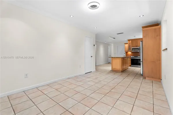 $6,500 | 5520 San Vicente Street, Coral Gables, FL 33146
