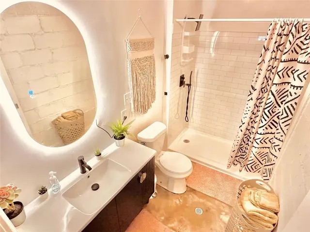 $705,000 | 380 Amal Drive Southwest, Atlanta, GA 30315