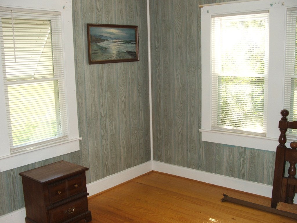 6654 Lunenburg County Road Keysville, VA 23947 - Photo 14 of 17 Gallery Image 14