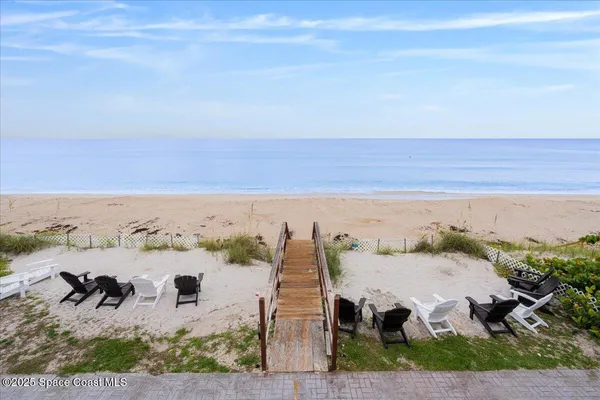 $2,650,000 | 6775 South Hwy A1A, Melbourne Beach, FL 32951