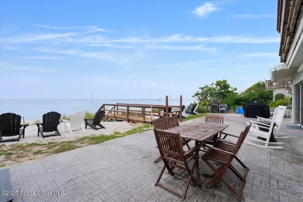 $2,650,000 | 6775 South Hwy A1A, Melbourne Beach, FL 32951