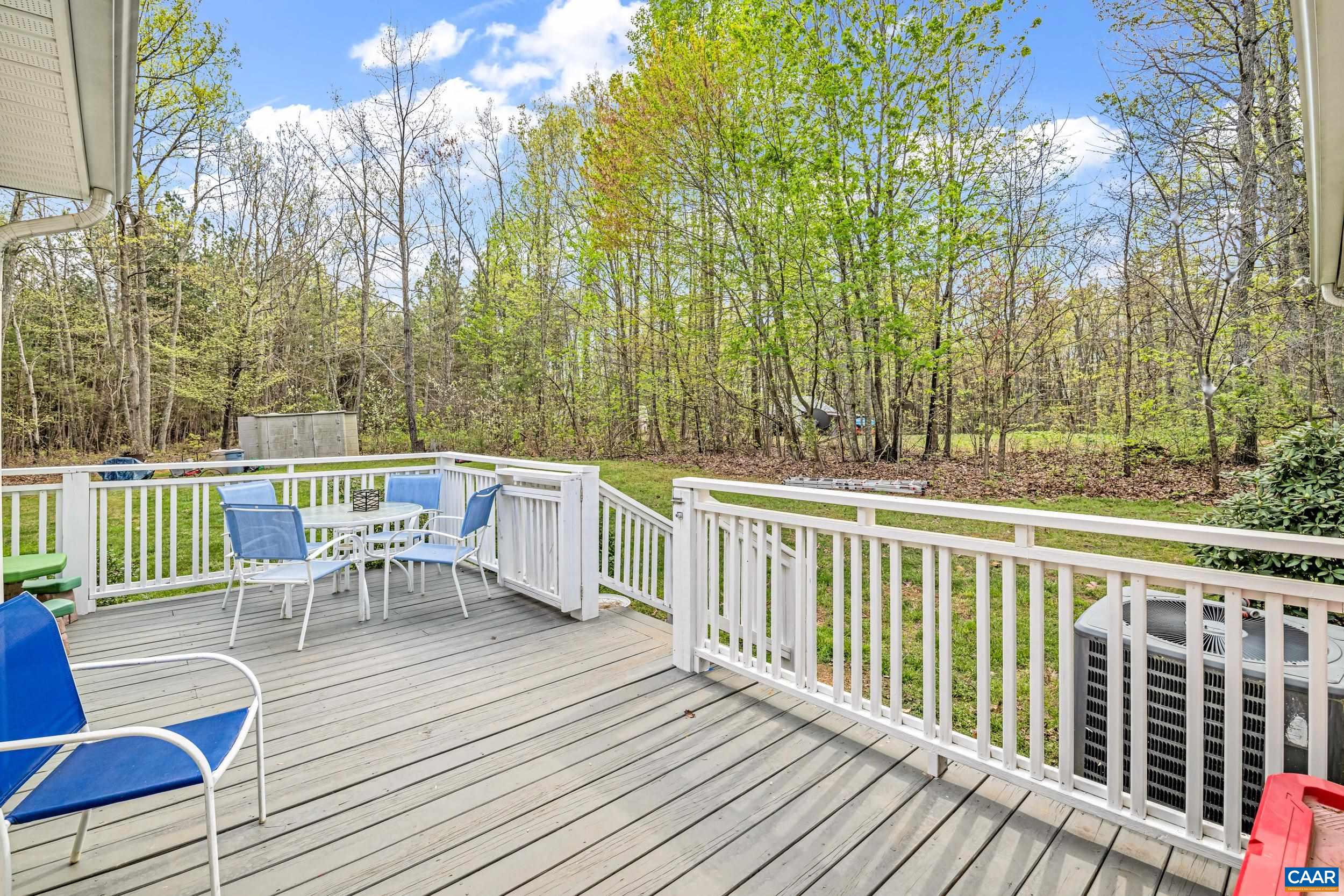 322 Hummingbird Road Scottsville, VA 24590 - Photo 10 of 43 Gallery Image 10
