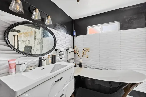 $750,000 | 1442 West G Street, Wilmington, CA 90744