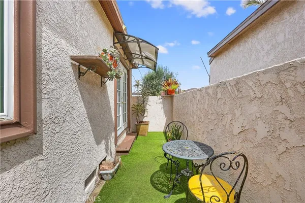 $750,000 | 1442 West G Street, Wilmington, CA 90744