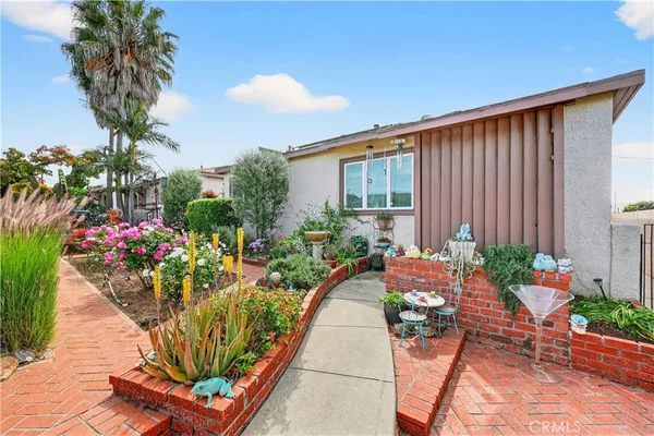 $750,000 | 1442 West G Street, Wilmington, CA 90744