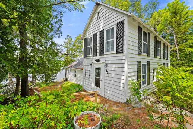 $629,900 | 47-48 Arrow Drive, Bucksport, ME 04416