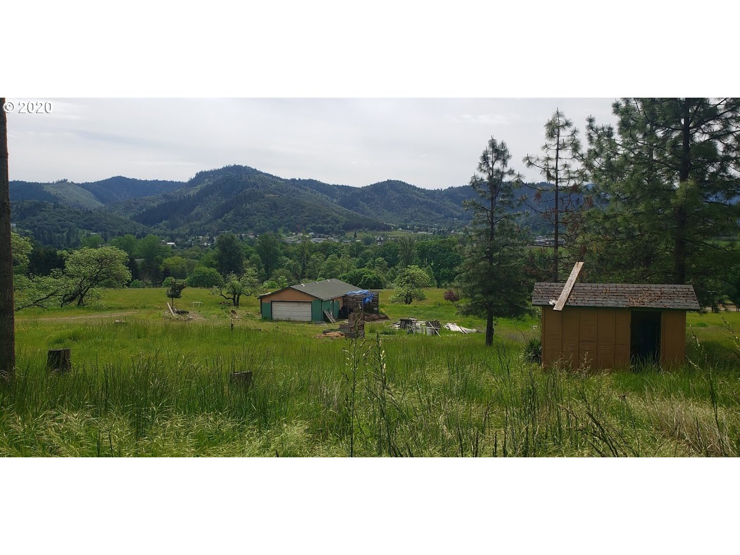 1805 Weaver Road Myrtle Creek, OR 97457 - Photo 2 of 19