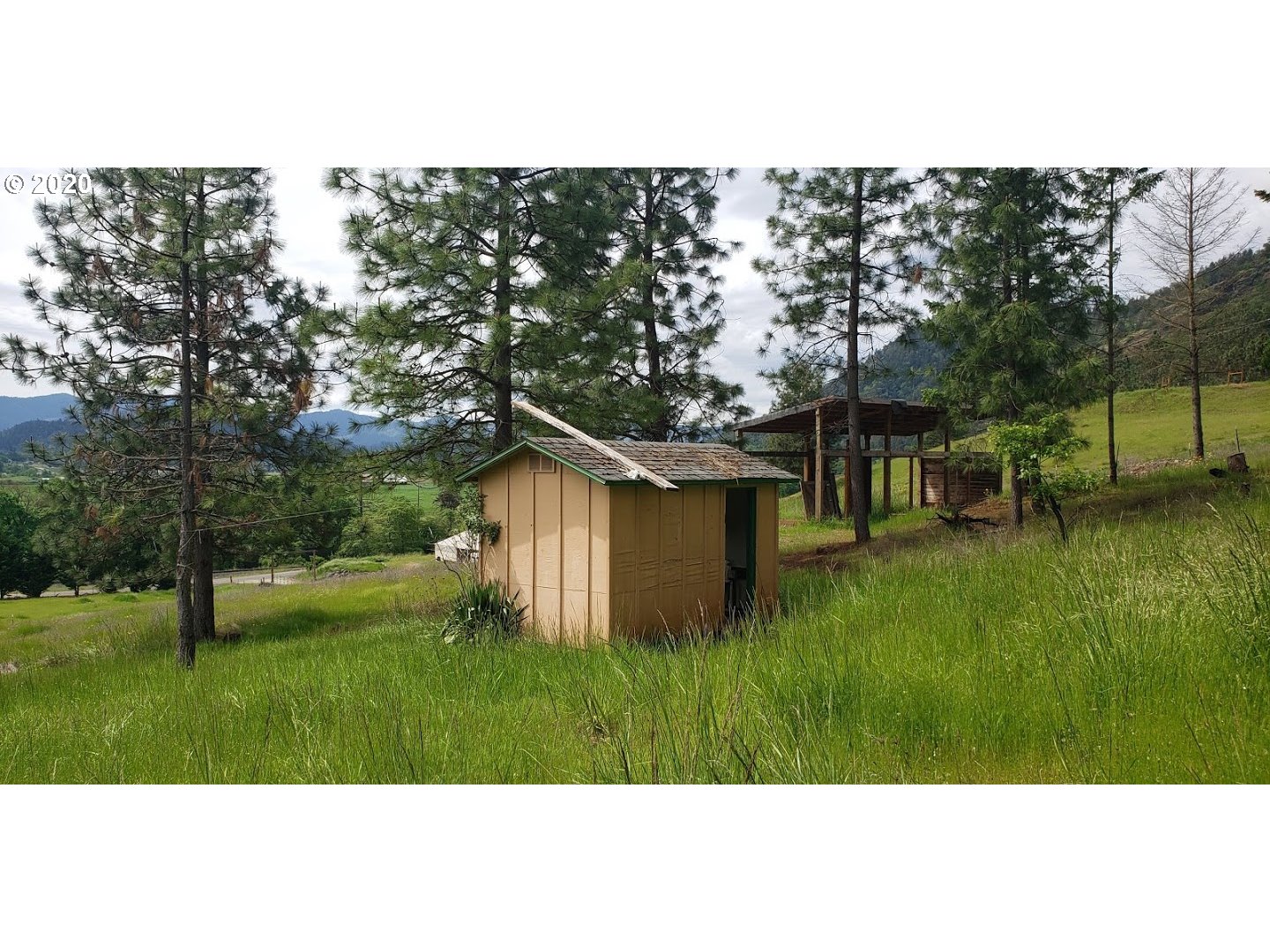 1805 Weaver Road Myrtle Creek, OR 97457 - Photo 6 of 19