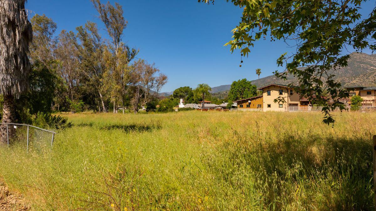 401 South Fulton Street Ojai, CA 93023 - Photo 15 of 30 a view of lake view