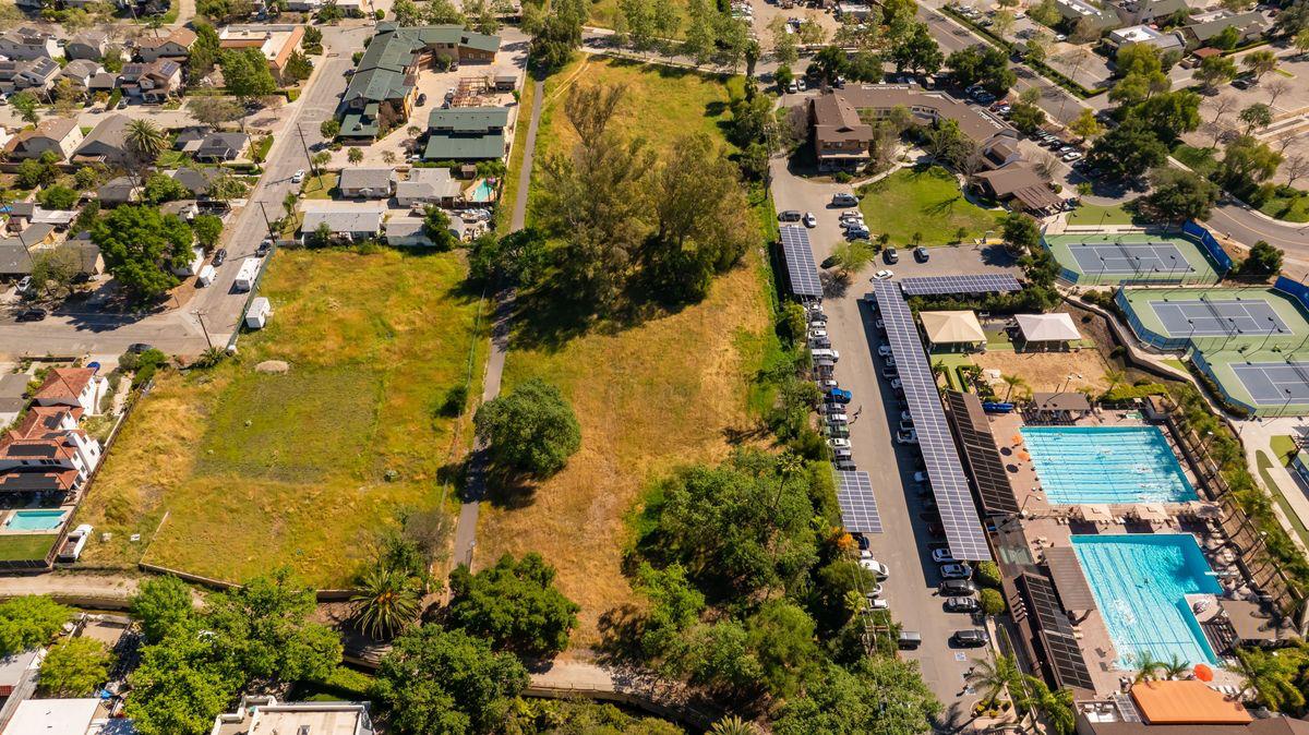 401 South Fulton Street Ojai, CA 93023 - Photo 24 of 30 an aerial view of residential houses with outdoor space