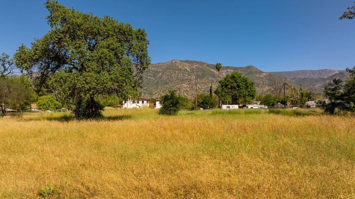 401 South Fulton Street Ojai, CA 93023 - Photo 6 of 30 a view of an ocean