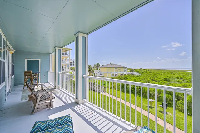 $274,900 | 26934 Baywater Drive, Unit 102, Galveston, TX 77554