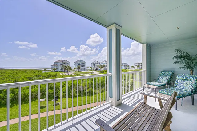 $274,900 | 26934 Baywater Drive, Unit 102, Galveston, TX 77554
