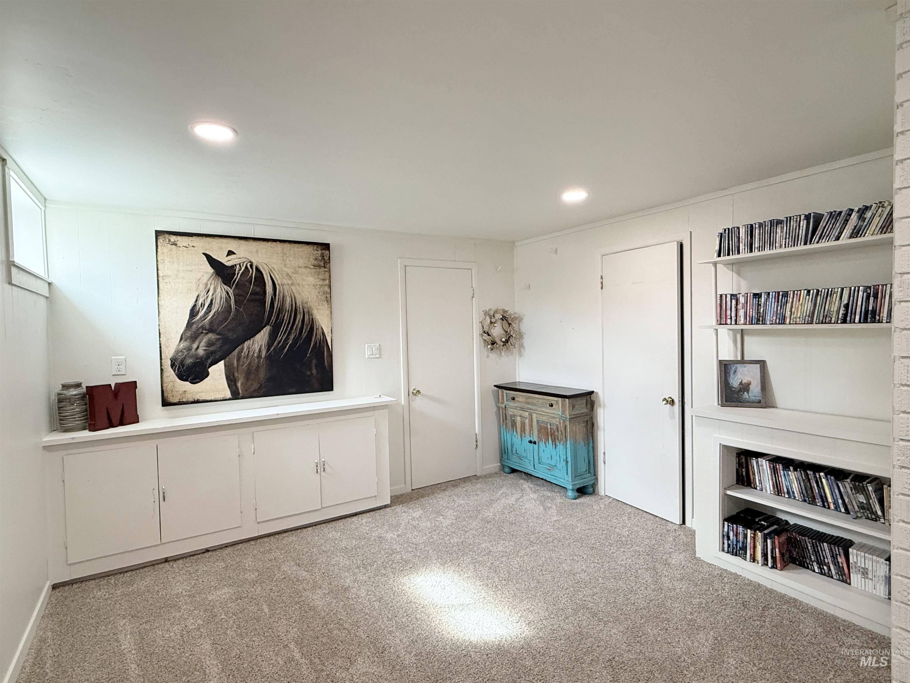 624 20th Street Rupert, ID 83350 - Photo 23 of 31 Bedroom featuring light colored carpet and recessed lighting
