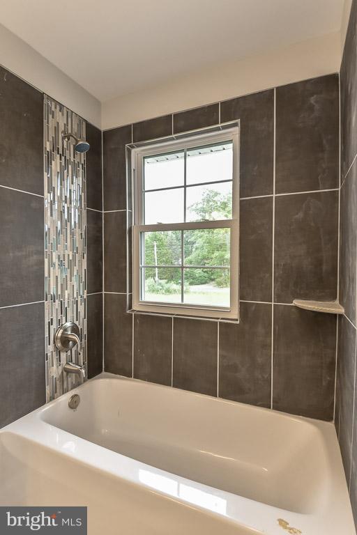 6020 Sumerduck Road Remington, VA 22734 - Photo 23 of 29 Photo of similar house