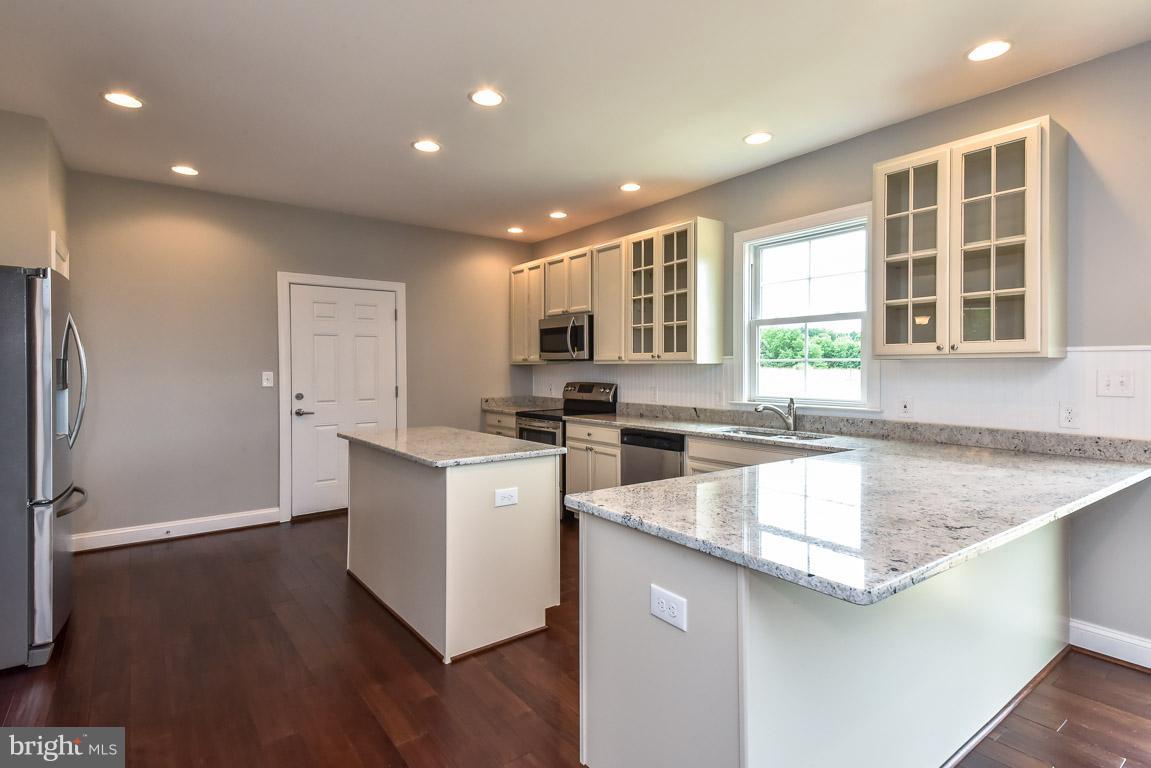 6020 Sumerduck Road Remington, VA 22734 - Photo 4 of 29 Photo of similar house