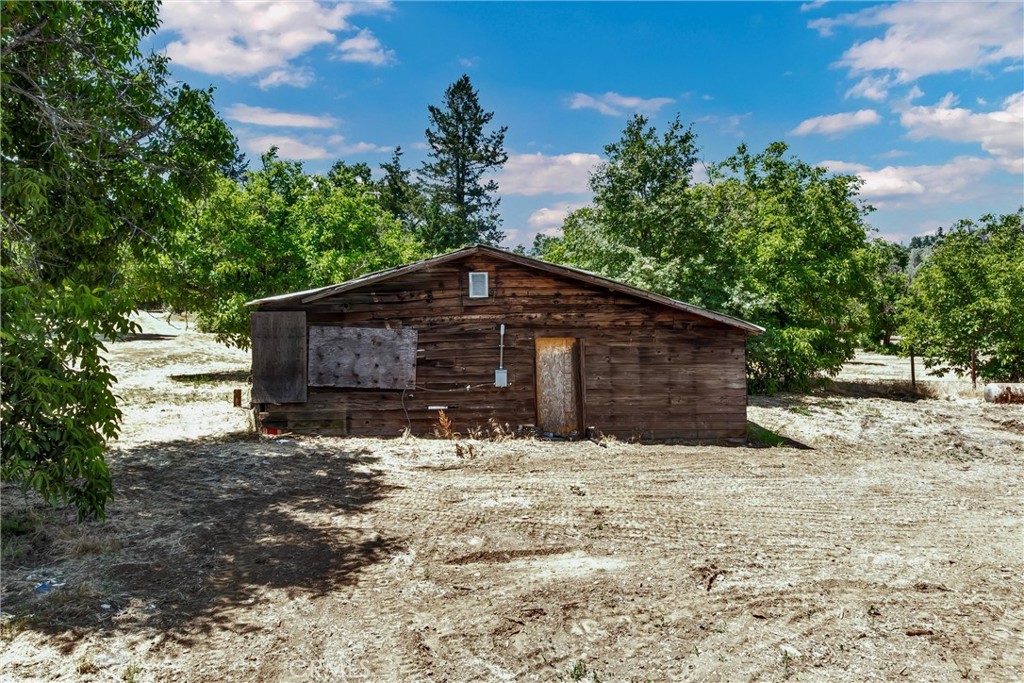 22550 Shady Grove Road Middletown, CA 95461 - Photo 30 of 68 detached barn