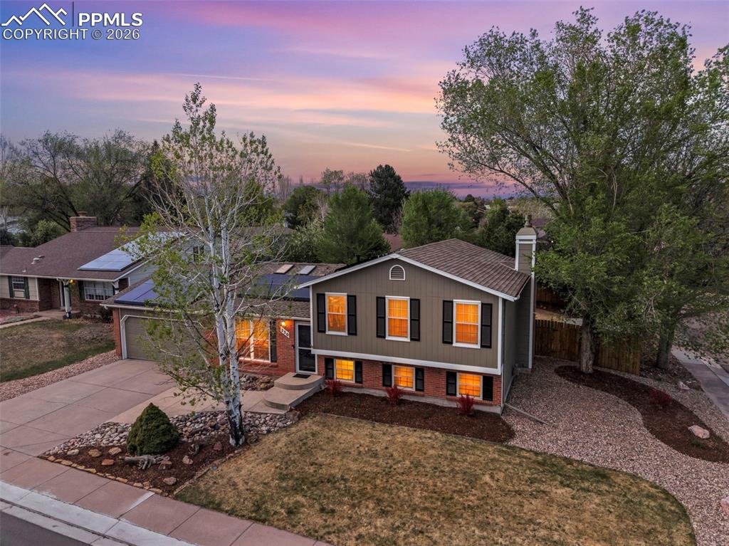 230 Saddlemountain Road Colorado Springs, CO 80919 - Photo 1 of 36