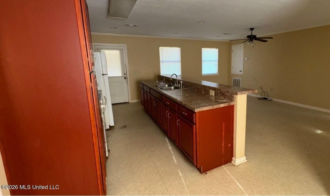 165 Leslie And Beulah Road Lexington, MS 39095 - Photo 2 of 10 165_9