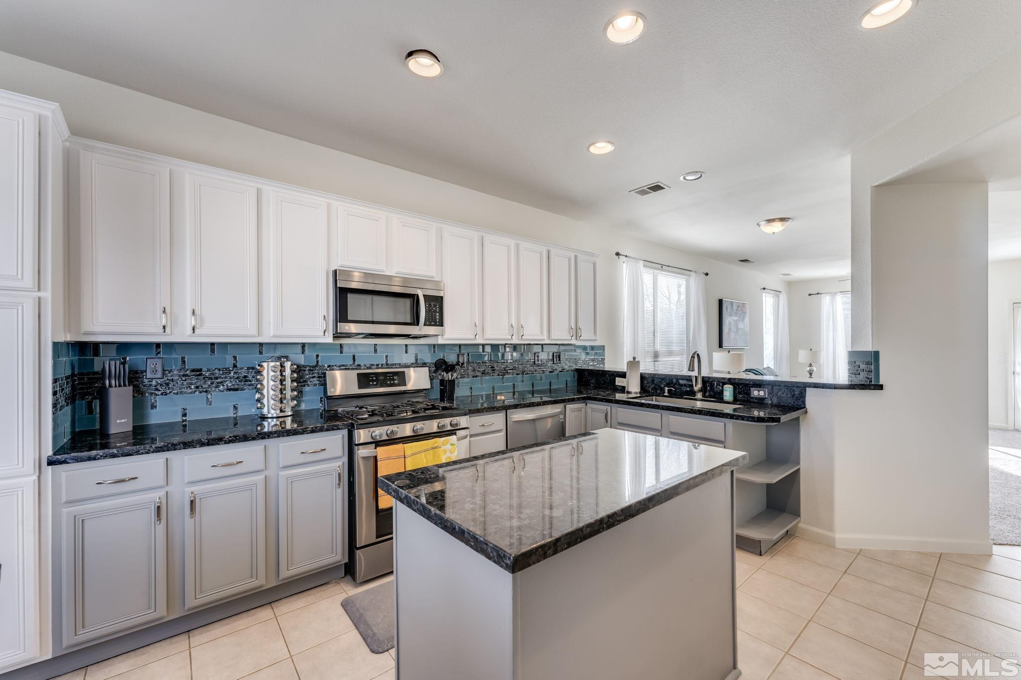 1668 Rocky Cove Lane Reno, NV 89521 - Photo 14 of 27 Photo 14