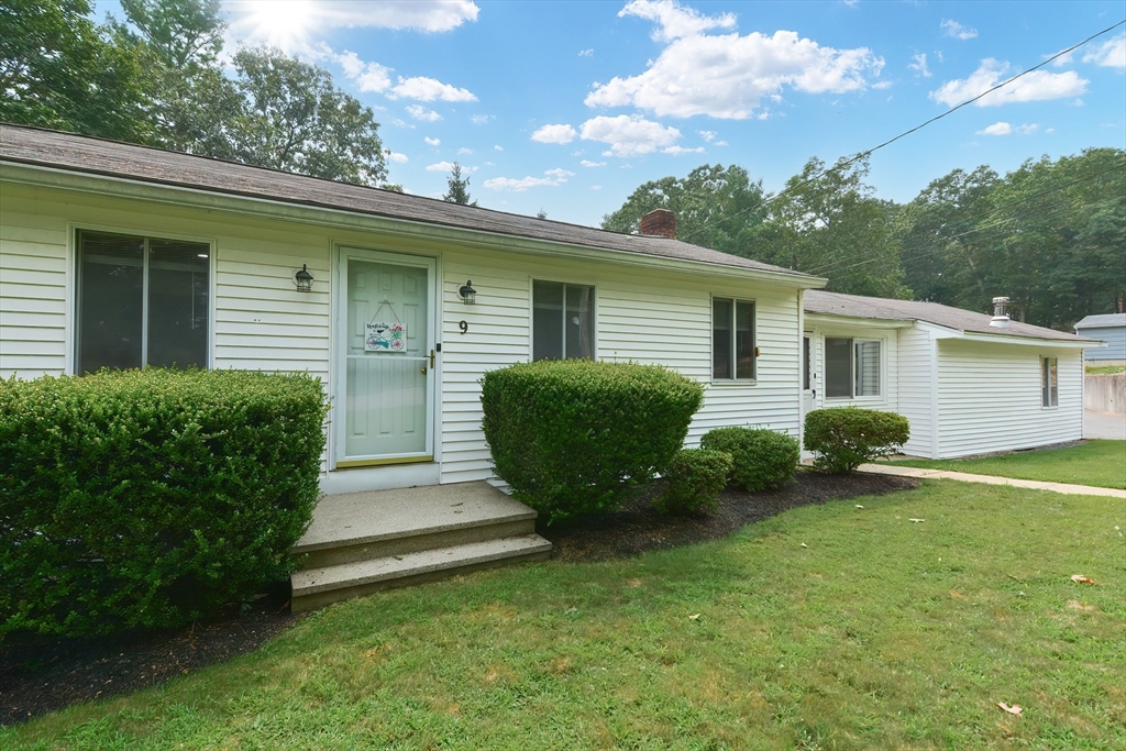 9 Kingsbury Road Norfolk, MA 02056 - Photo 3 of 37 Gallery Image 3