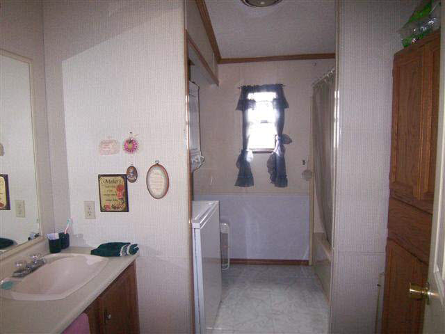23698 State Line Road Elkhart, IN 46514 - Photo 6 of 11 Gallery Image 6