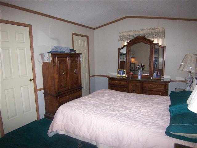 23698 State Line Road Elkhart, IN 46514 - Photo 9 of 11 Gallery Image 9