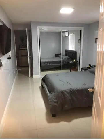 $1,400 | 411 West 31st Place, Unit 2, Hialeah, FL 33012