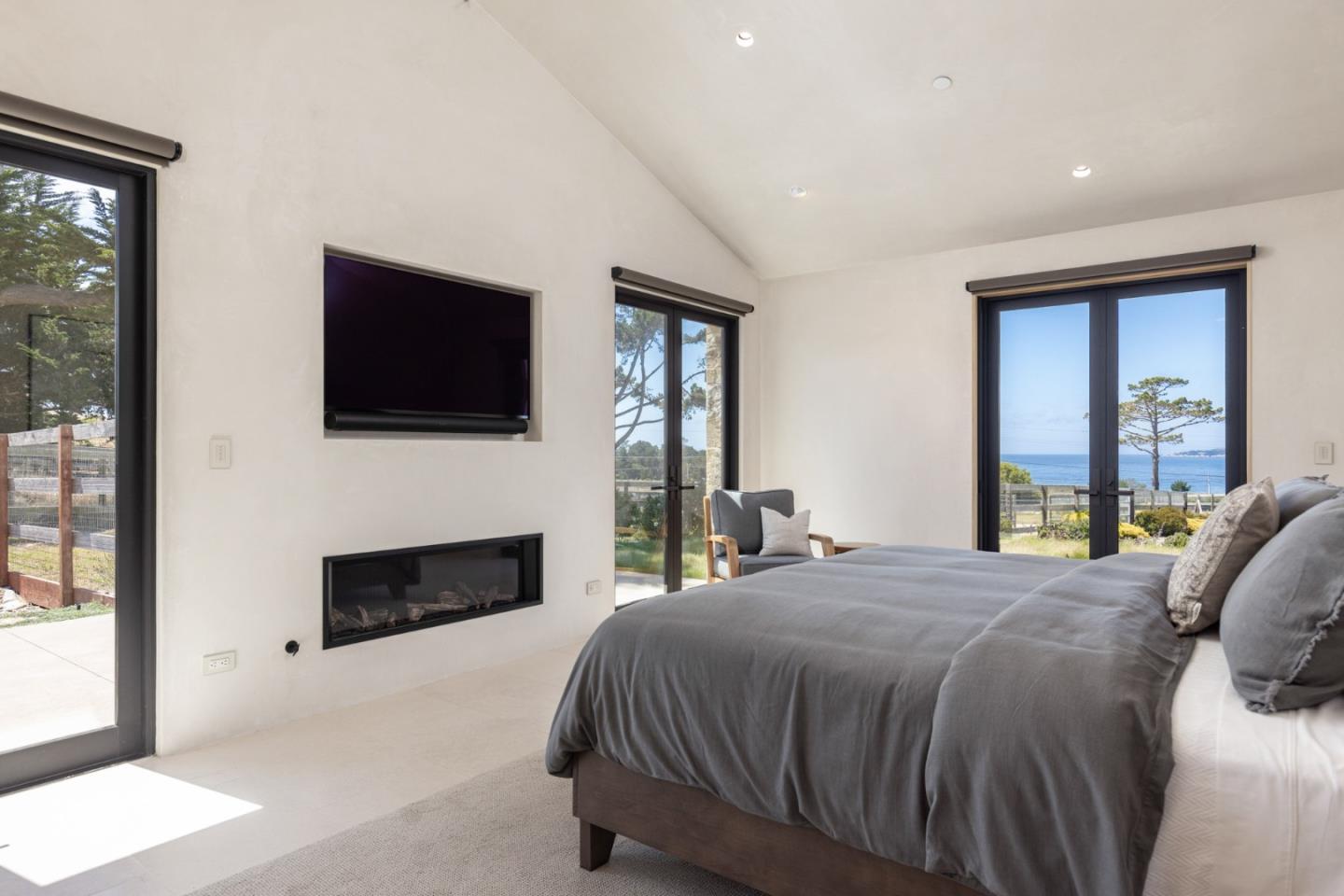 53 Riley Ranch Road Carmel, CA 93923 - Photo 16 of 33