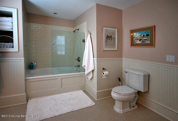 1630 Dublin Road Richmond, MA 01254 - Photo 23 of 41 GUEST BATHROOM