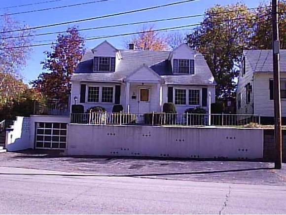 457 Calef Road Manchester, NH 03103 - Photo 1 of 1