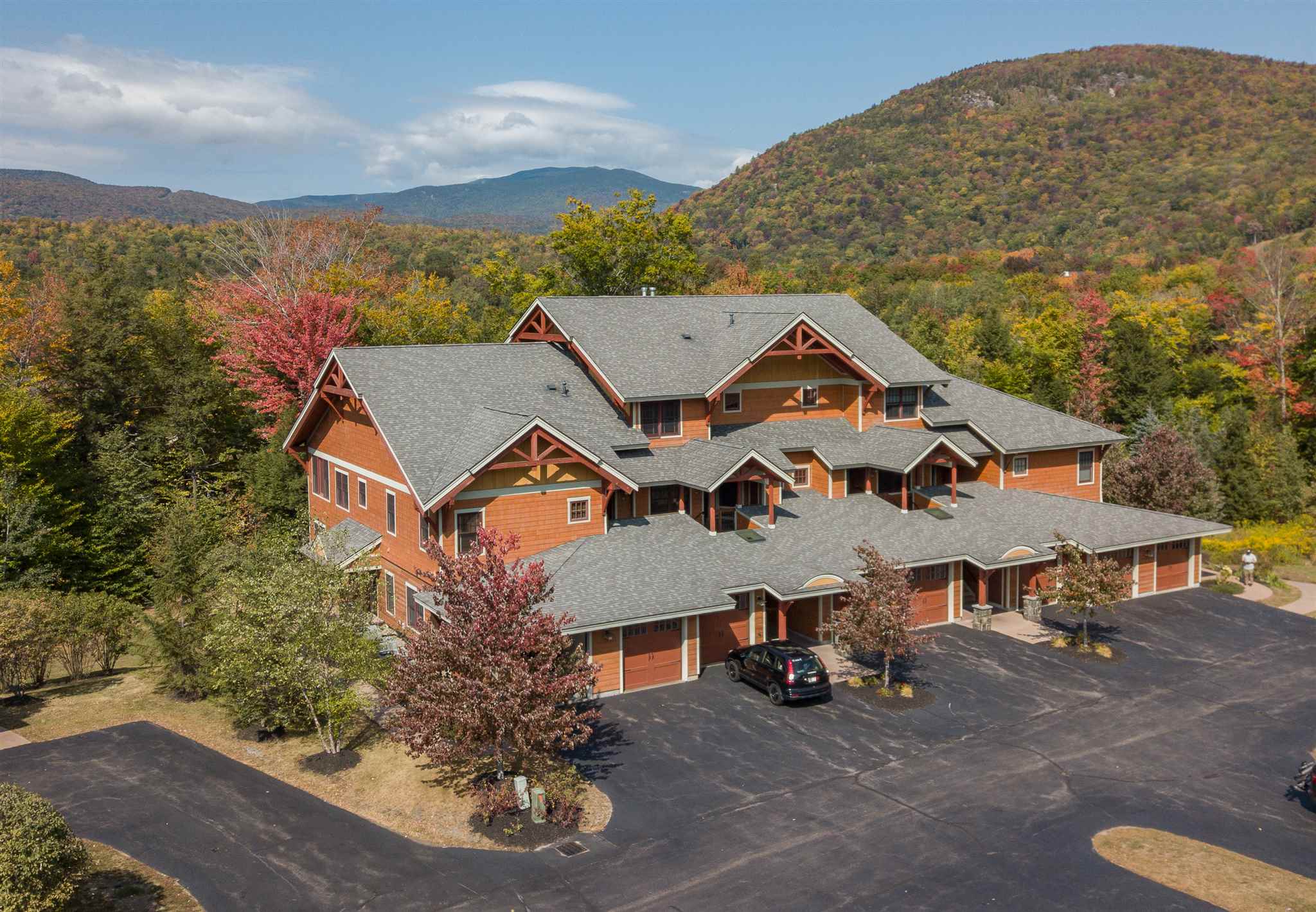 27 Riverside Terrace Drive, Unit 5E Lincoln, NH 03251 - Photo 1 of 40 Gallery Image 1